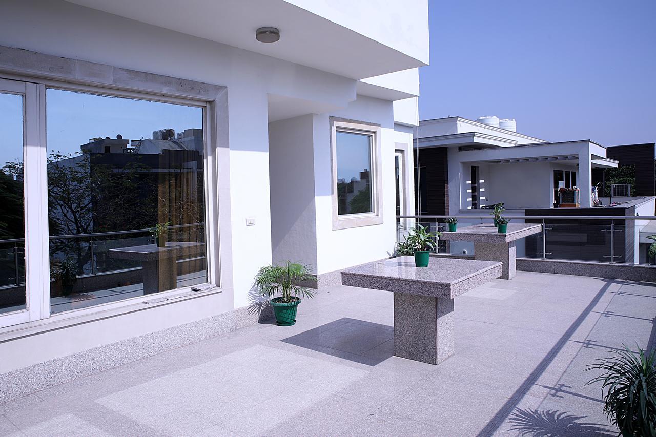 Inde Hotel Vista Woods Huda City Centre, Gurgaon Zewnętrze zdjęcie