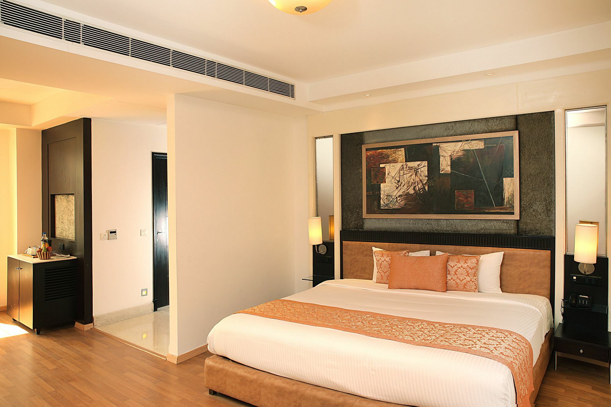 Inde Hotel Vista Woods Huda City Centre, Gurgaon Zewnętrze zdjęcie