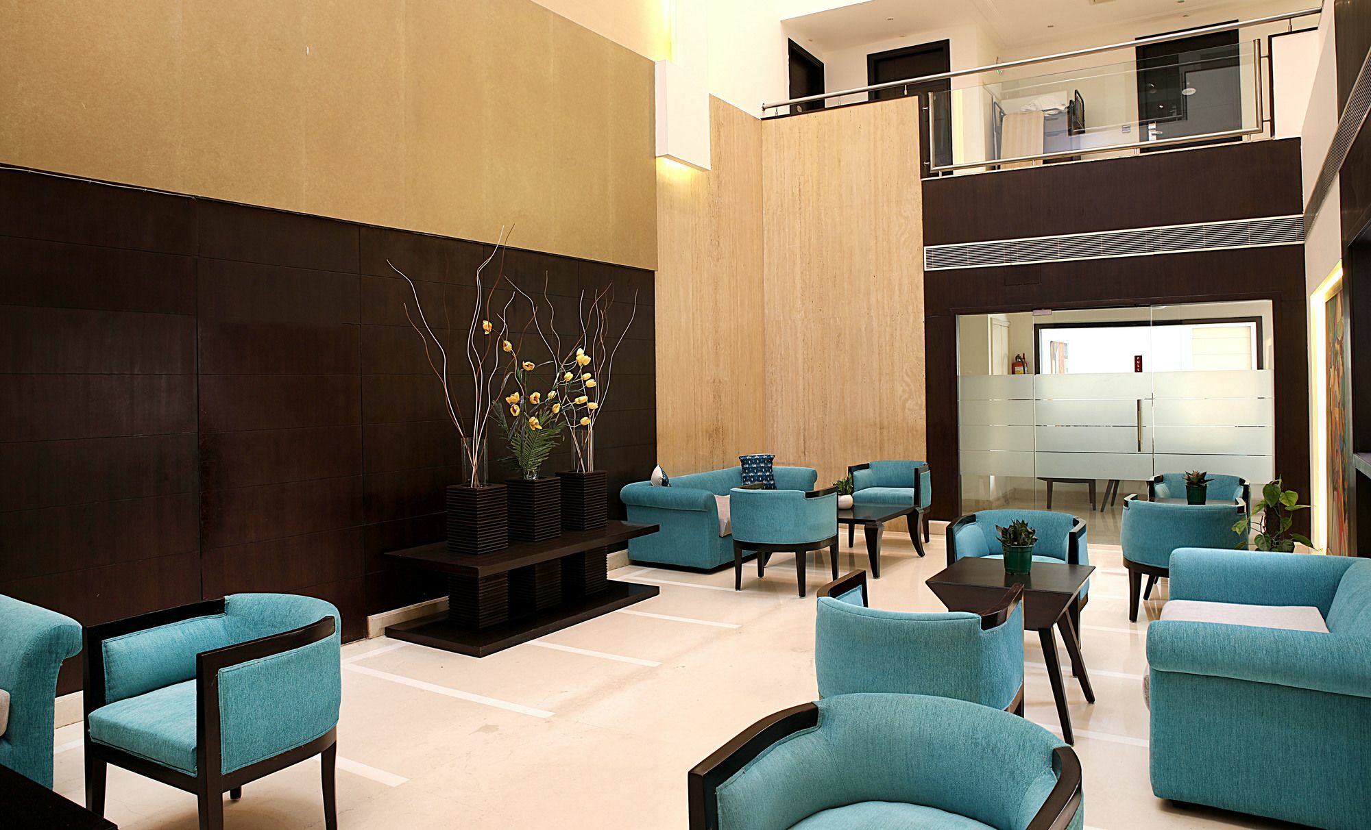 Inde Hotel Vista Woods Huda City Centre, Gurgaon Zewnętrze zdjęcie